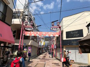 Entry arch to a street in Ito town